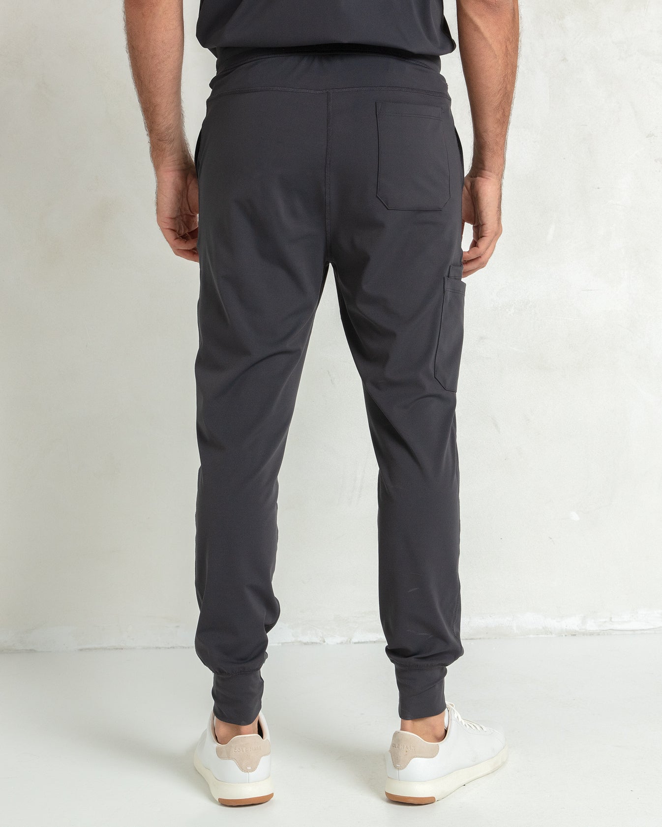 Men's Titanium Jogger Scrub Pants - Shabbella