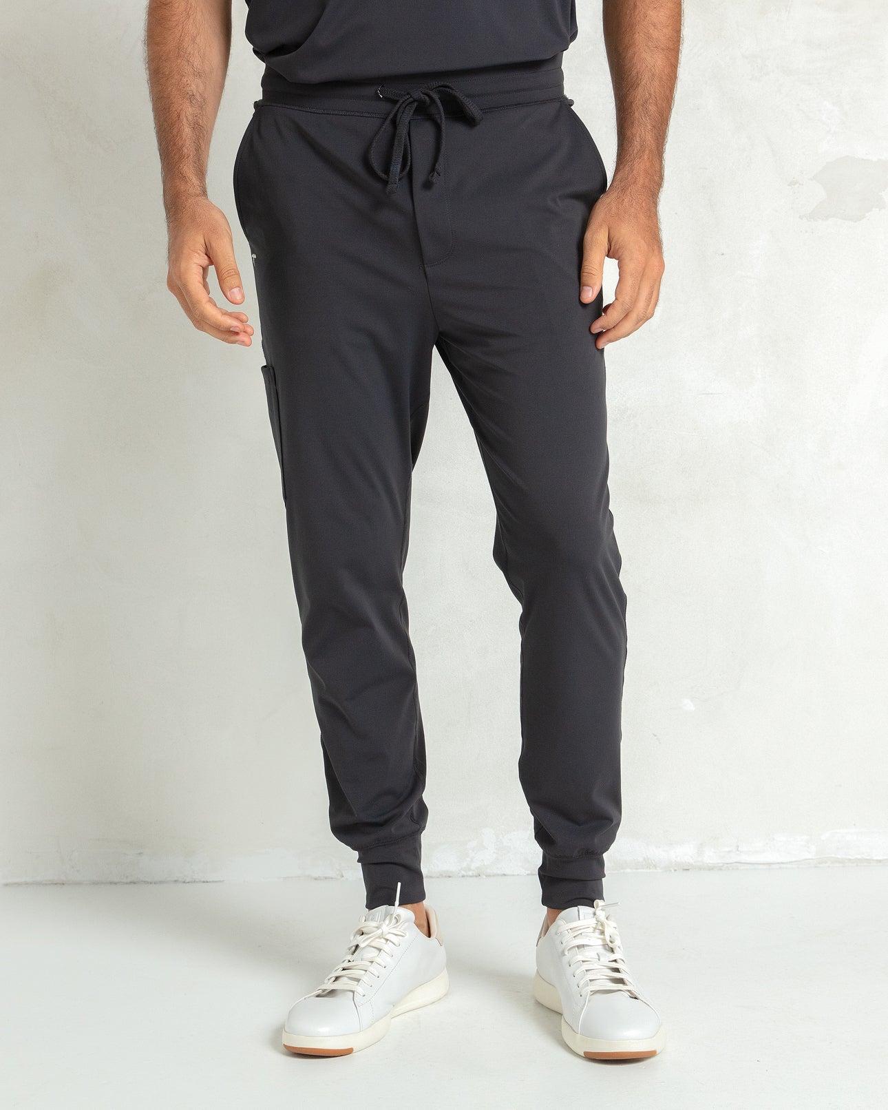 Men's Titanium Jogger Scrub Pants - Shabbella
