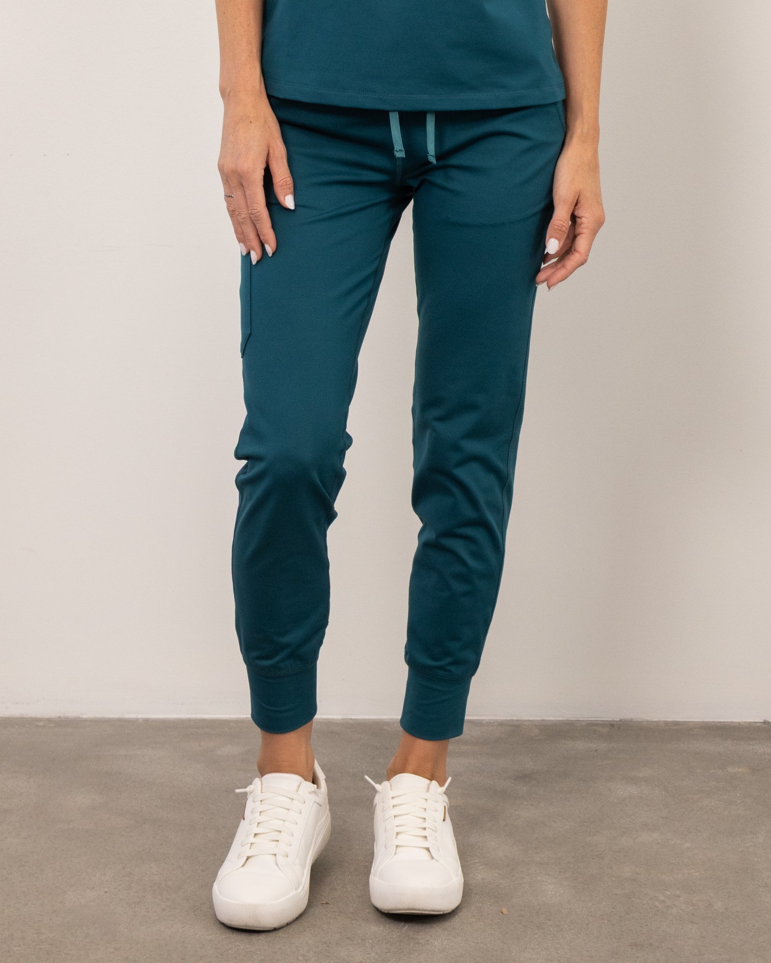 Women's Lagoon Jogger Scrub Pant - Shabbella