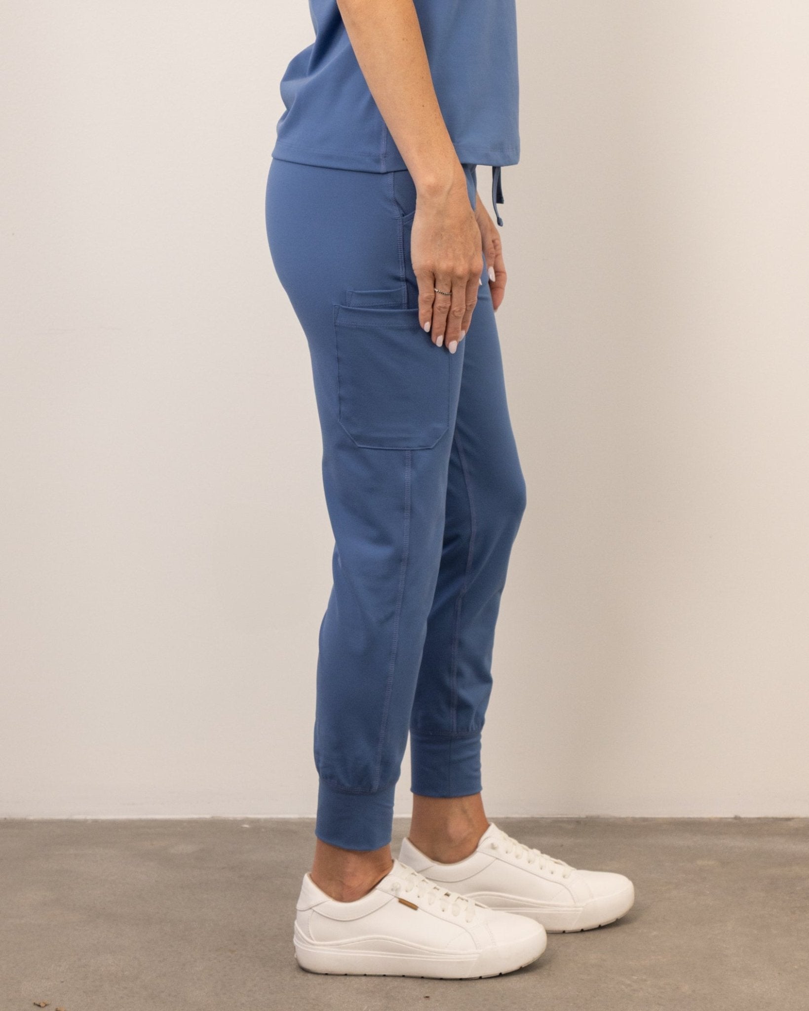 Women's Ocean Blue Jogger Scrub Pant - Shabbella