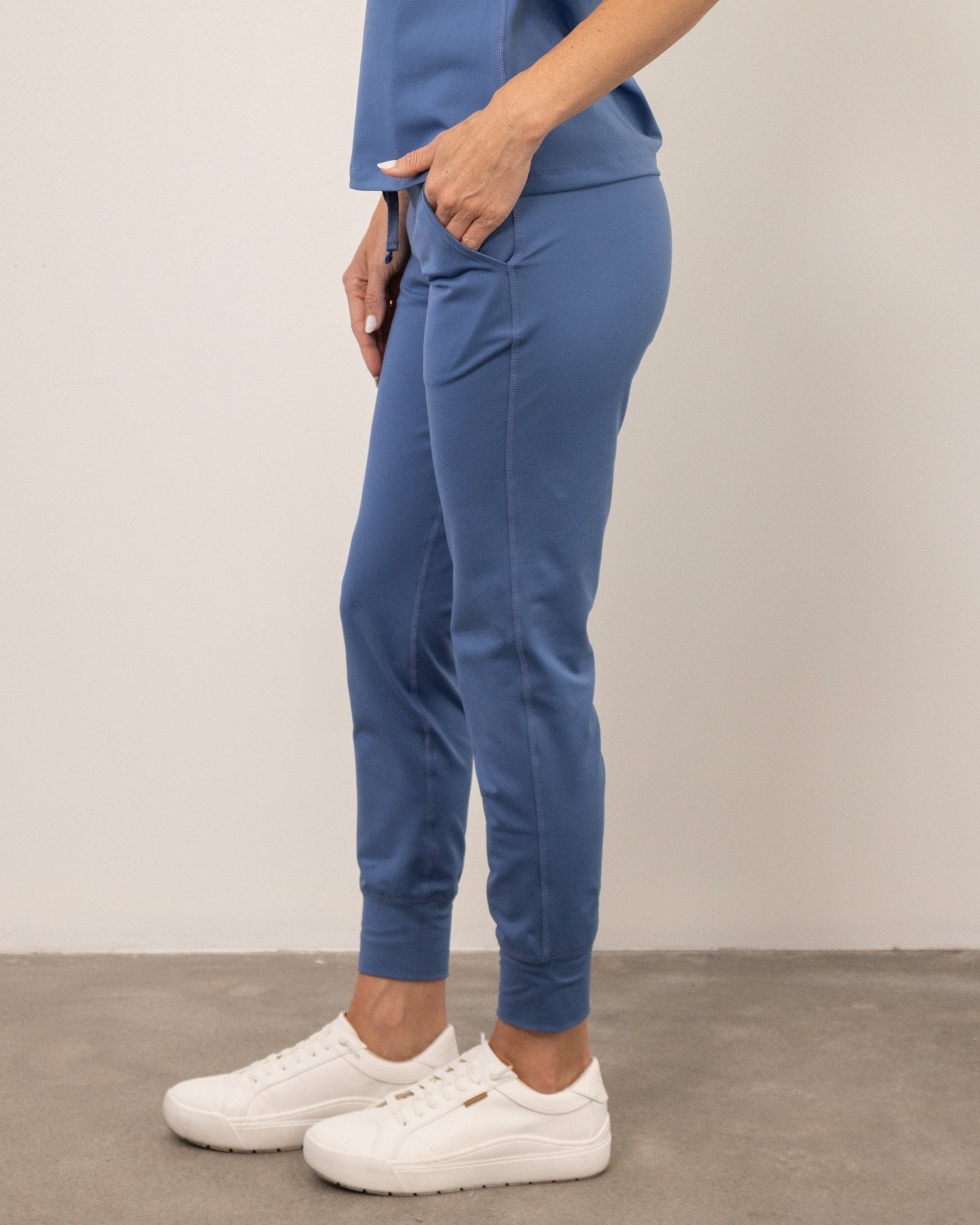 Women's Ocean Blue Jogger Scrub Pant - Shabbella