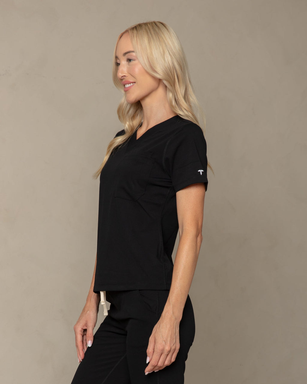 Women's Onyx V - Neck Scrub Top - Shabbella